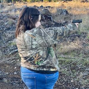 Meet your Posher, Kelli